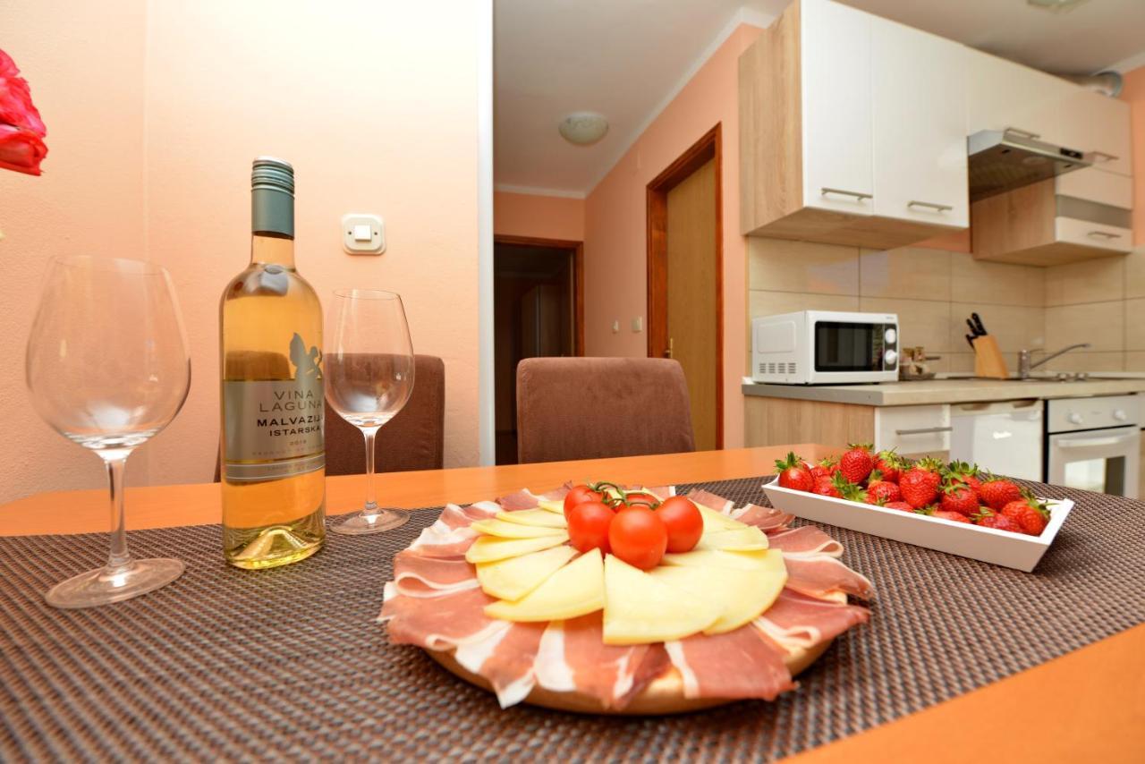 Apartment Kokic Pridraga Bagian luar foto