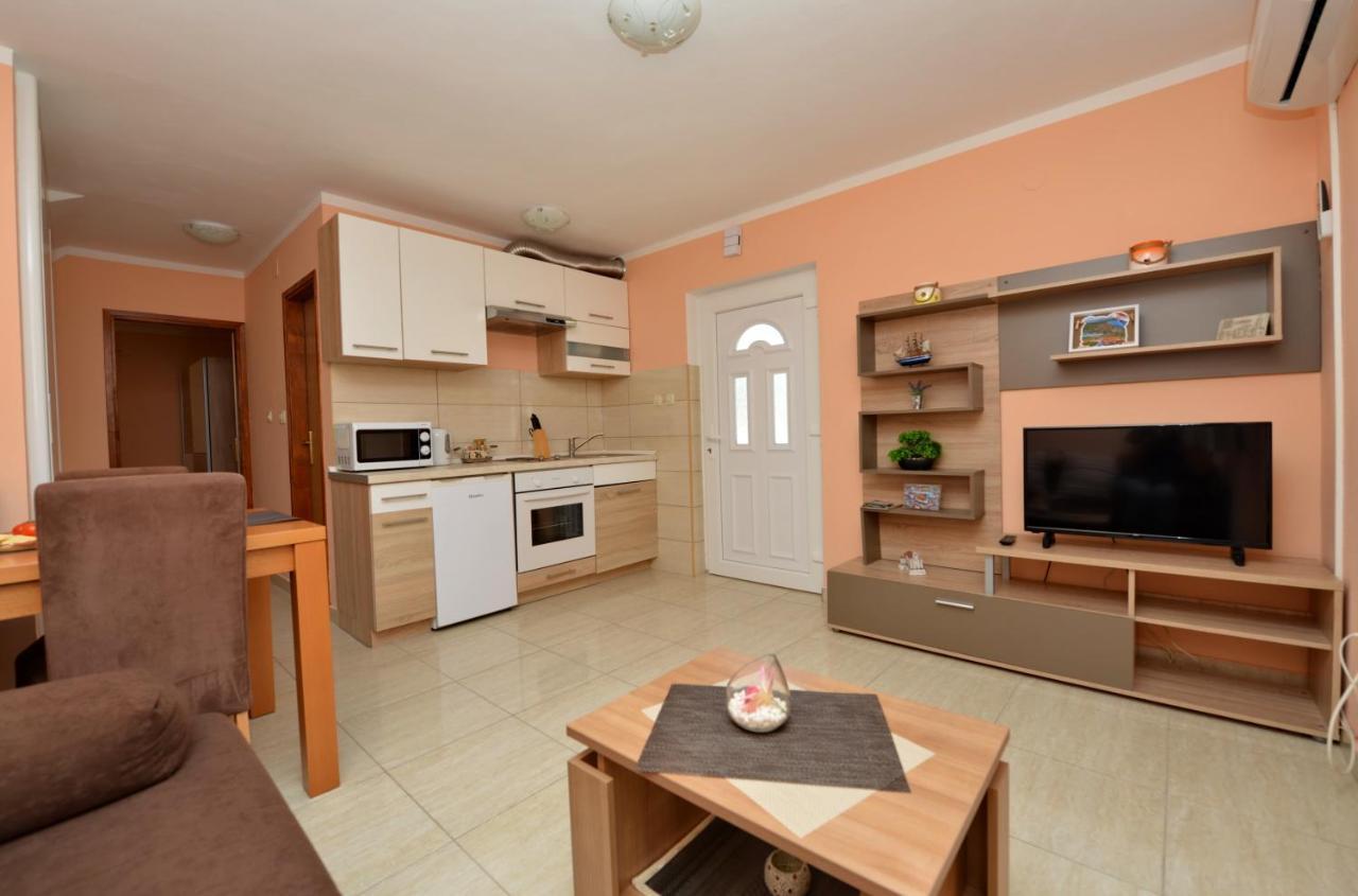 Apartment Kokic Pridraga Bagian luar foto