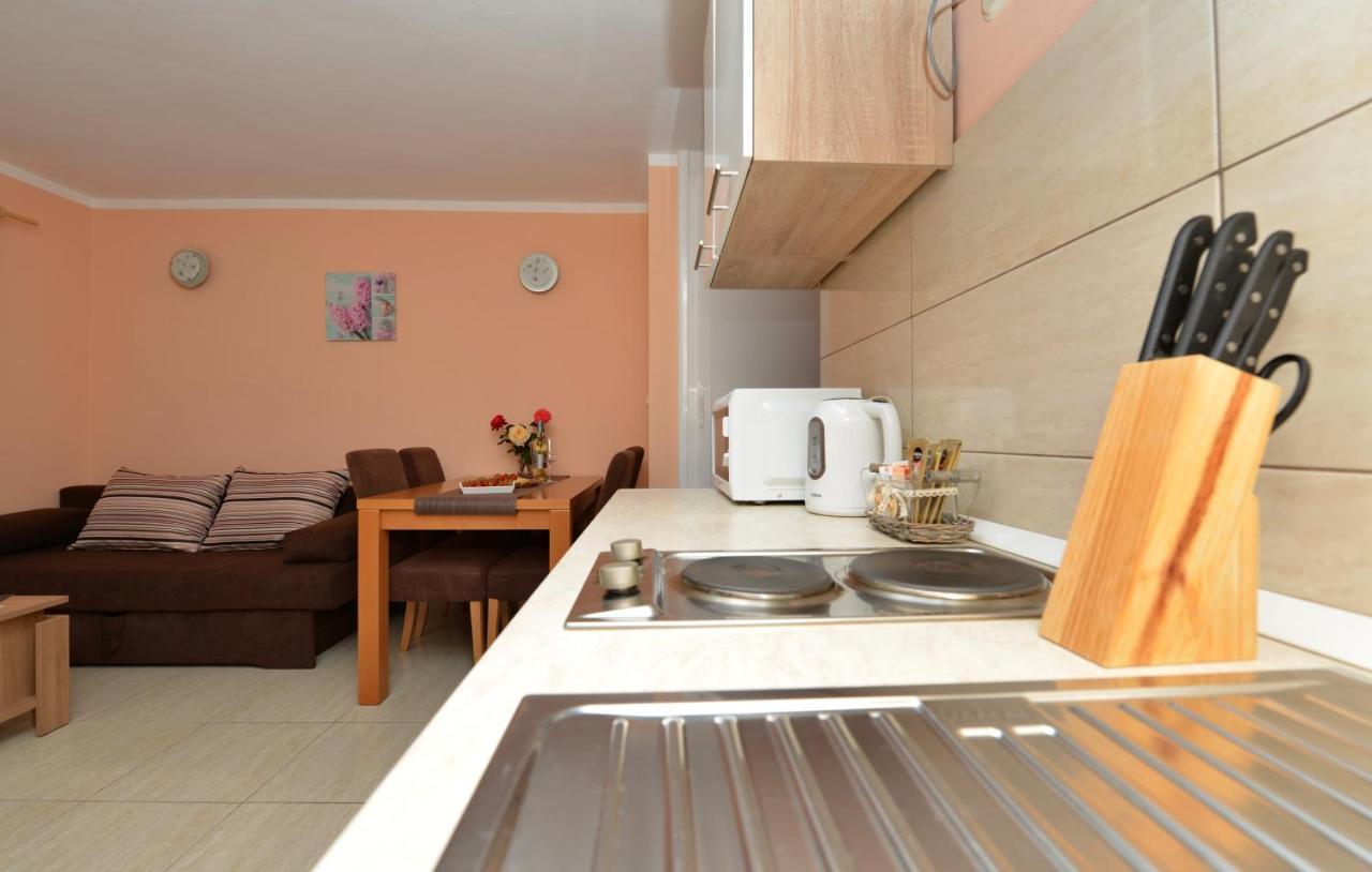 Apartment Kokic Pridraga Bagian luar foto