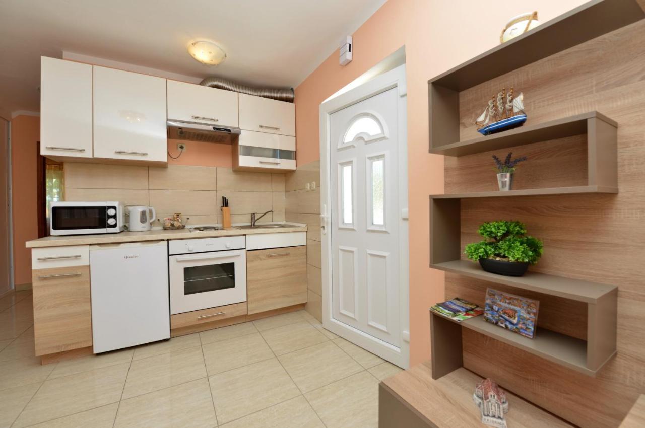 Apartment Kokic Pridraga Bagian luar foto