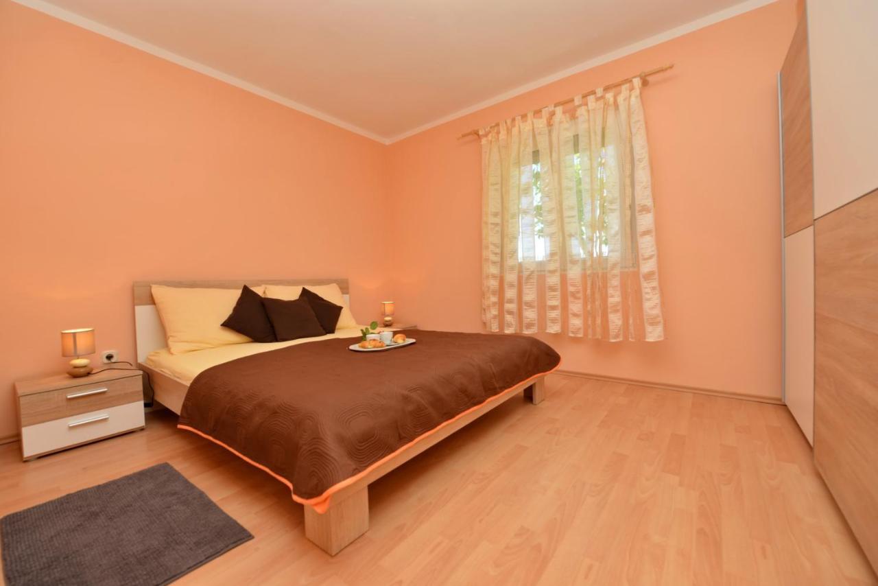 Apartment Kokic Pridraga Bagian luar foto