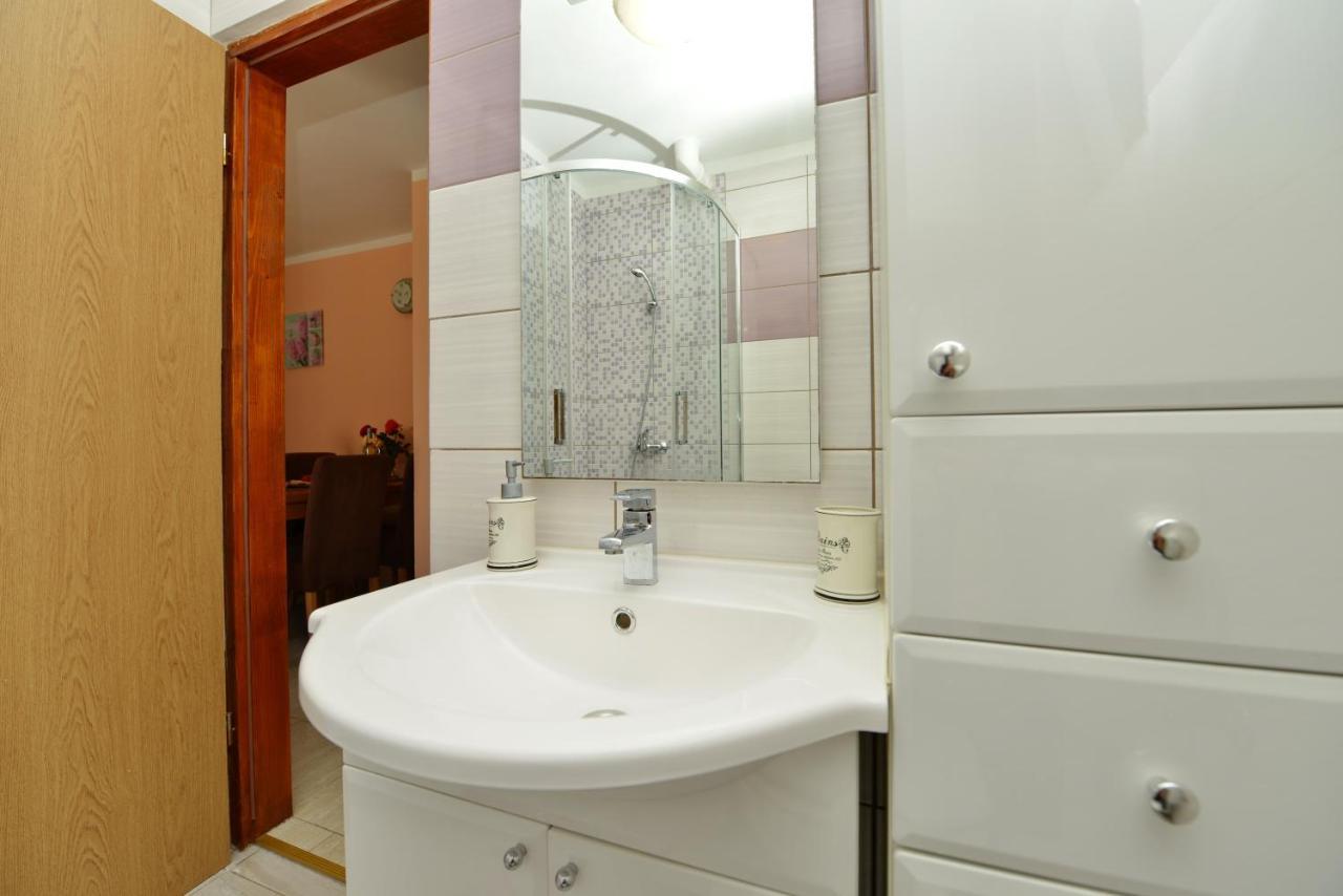 Apartment Kokic Pridraga Bagian luar foto
