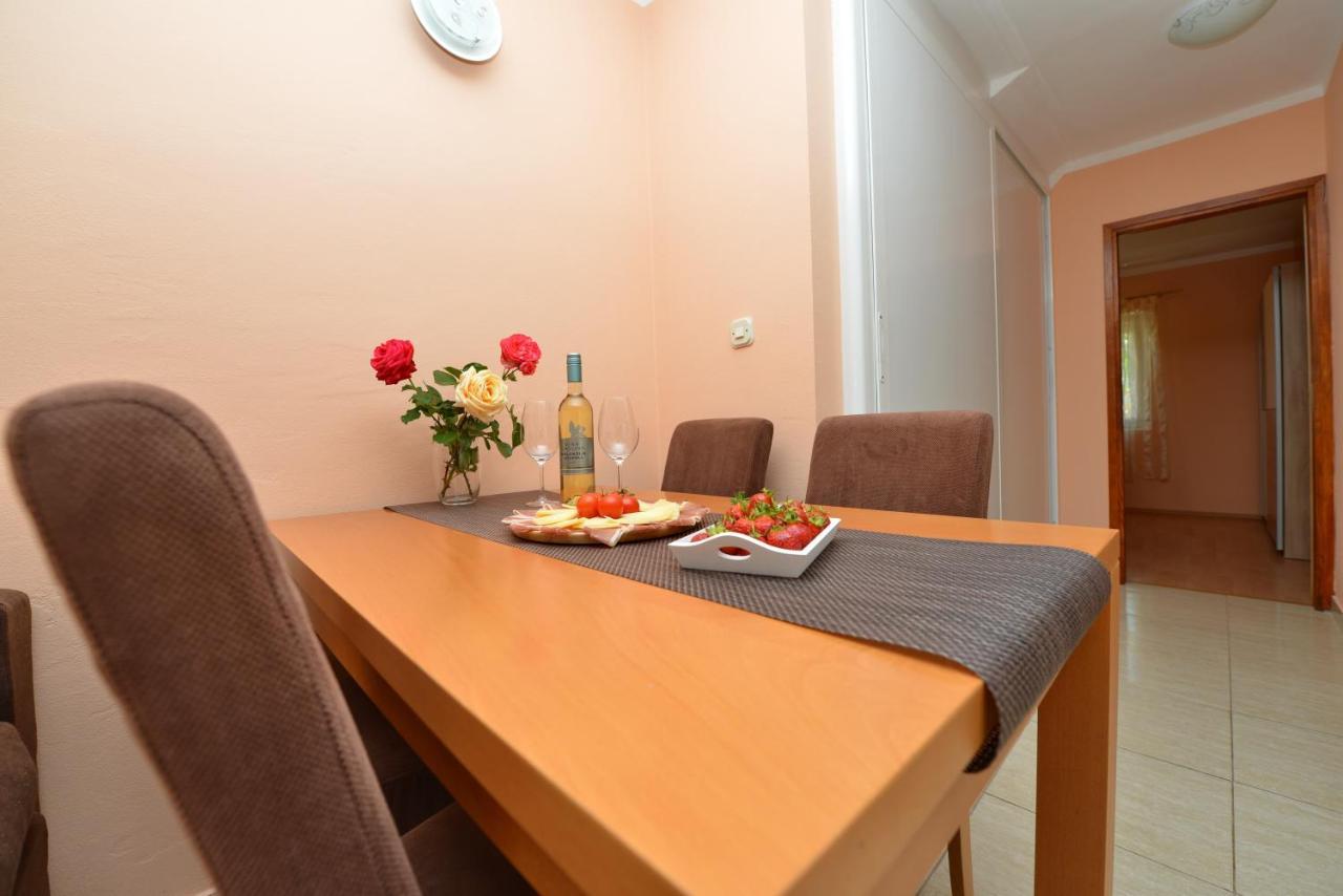 Apartment Kokic Pridraga Bagian luar foto